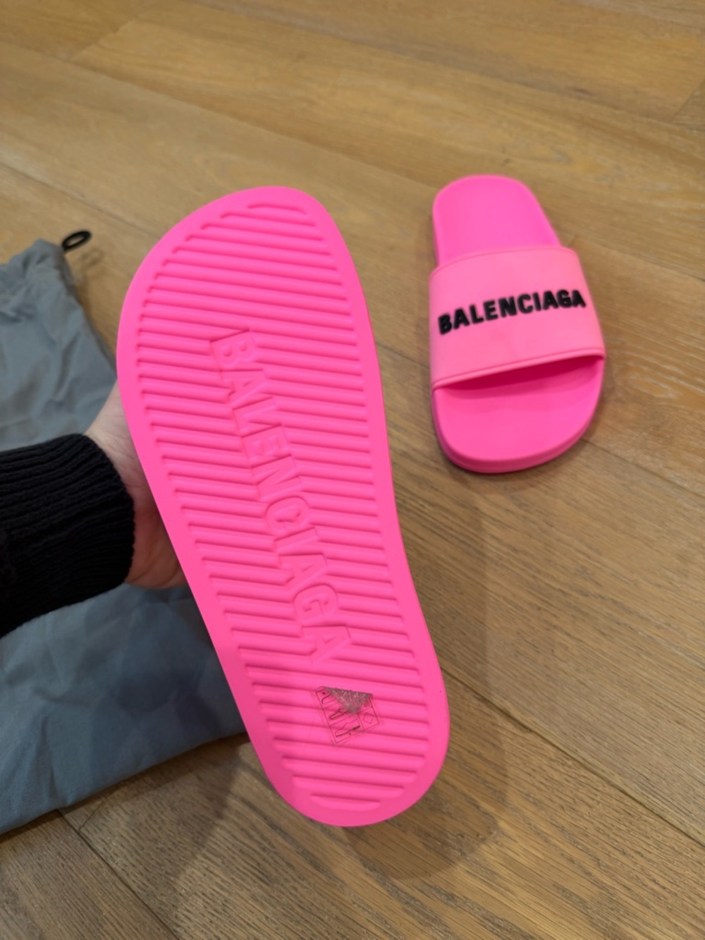 Balenciaga Hot Pink Slide sandals NEW NEVER WORN! - Picture 4 of 5